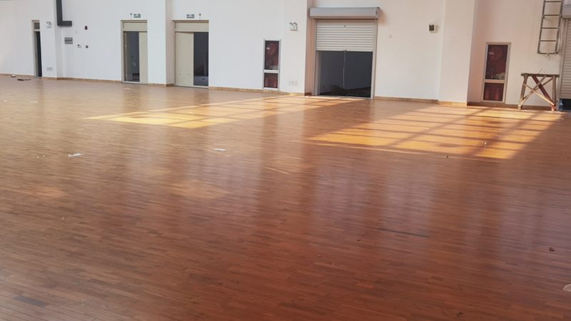石塑地板安装：一平米成本揭秘与考量